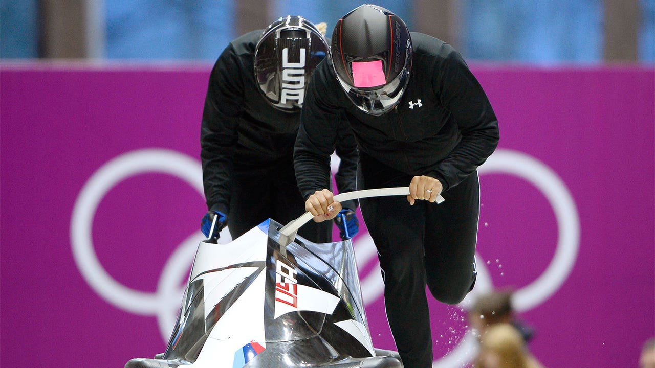 USA-1's Meyers, Williams lead in women's bobsled, Jones 11th